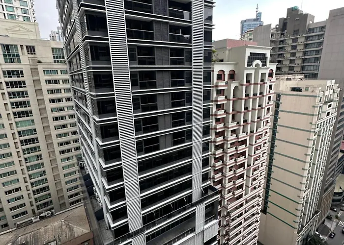 Tahanan At Salcedo Skysuites Aparthotel 4*